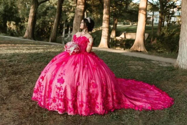 Alamo Bridal and Quinceañeras