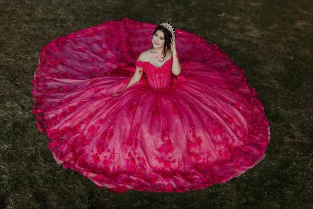 Alamo Bridal and Quinceañeras