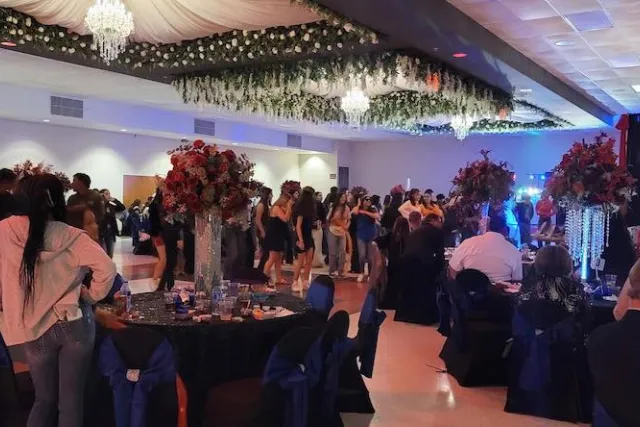 las fuentes banquet hall