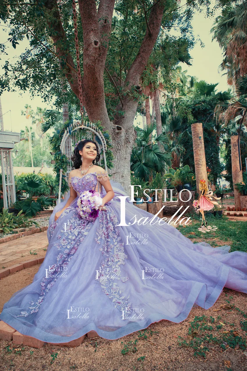 Estilo Isabella XV Dresses