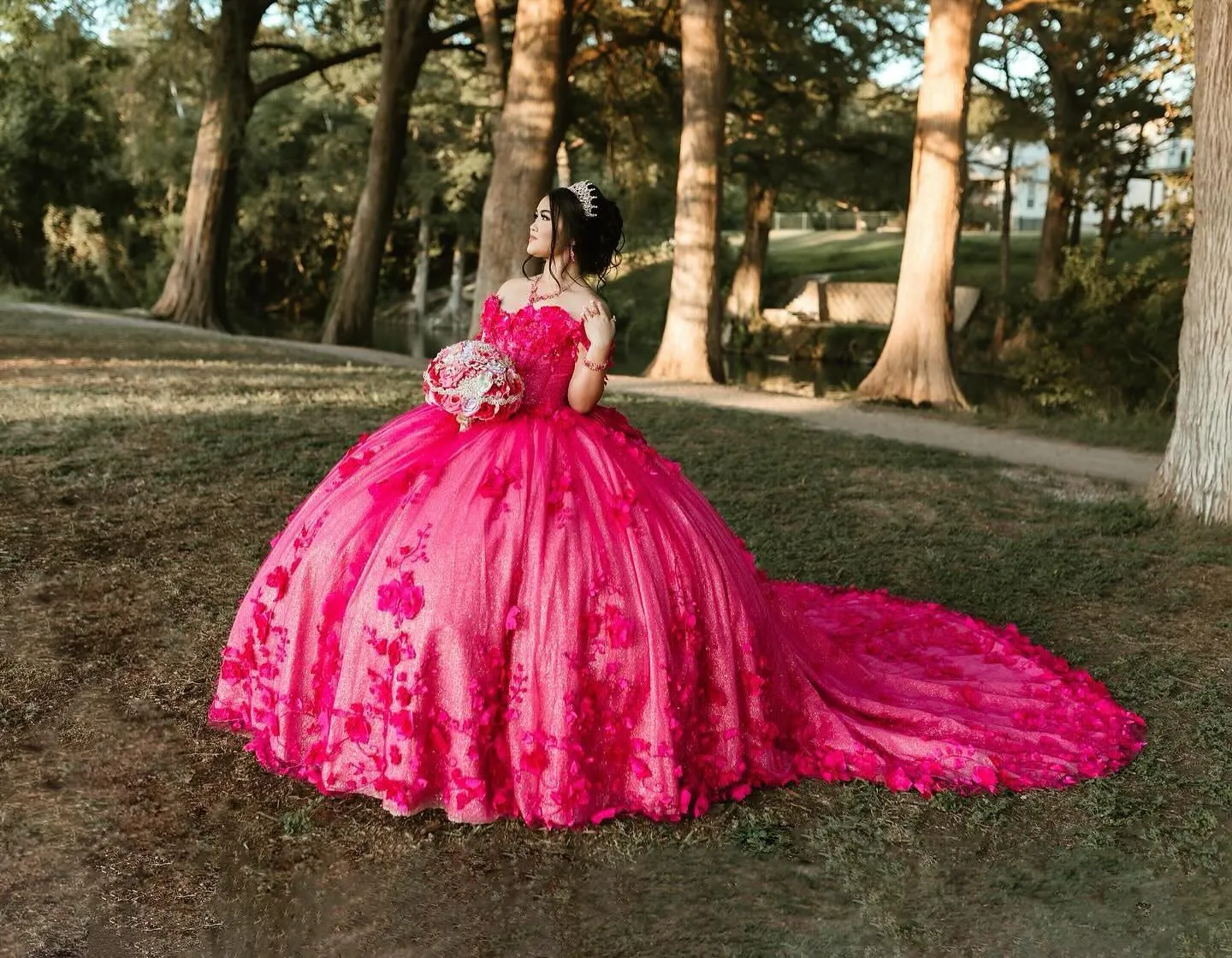 Alamo Bridal and Quinceañeras