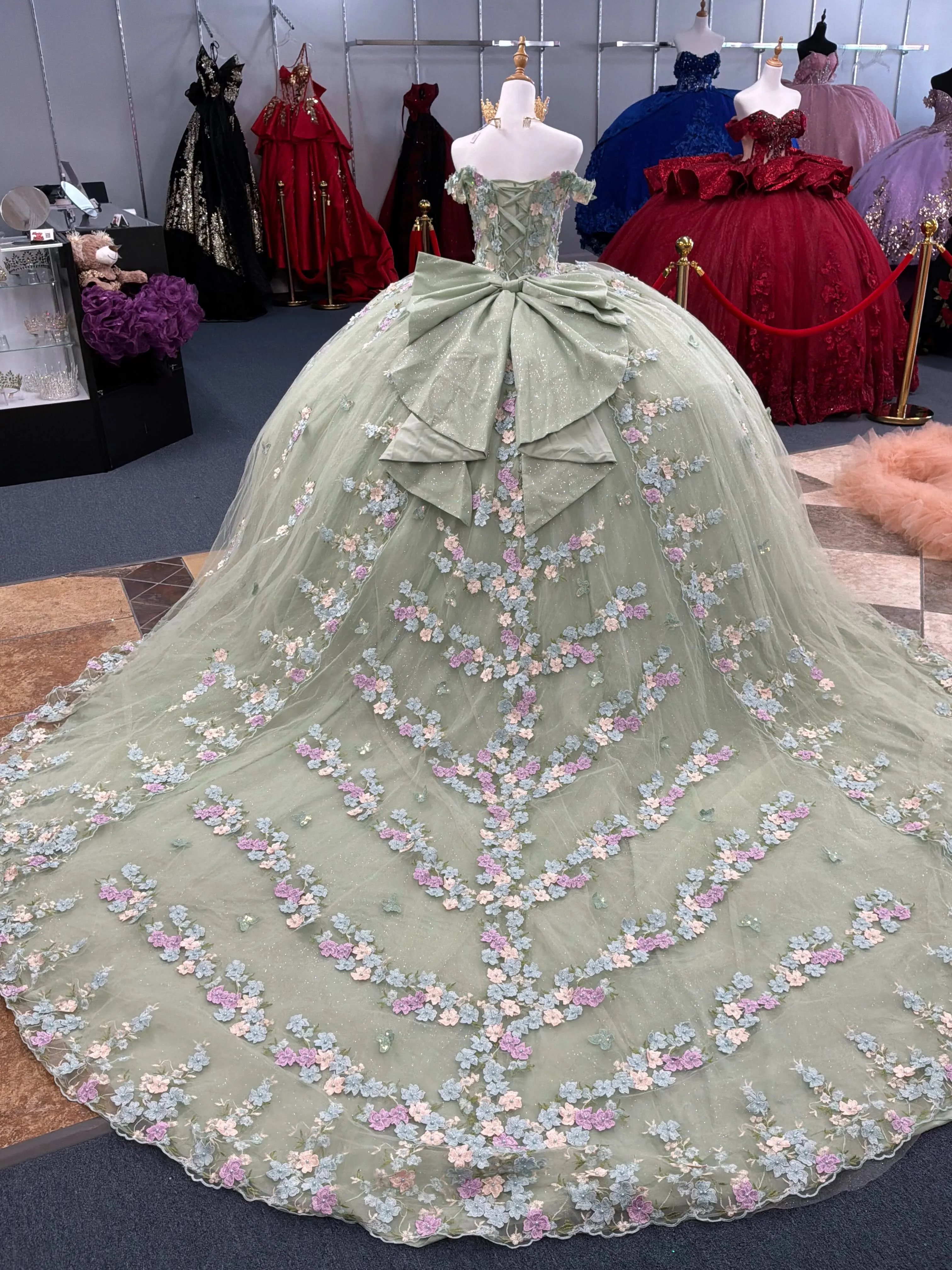 House of Quinceañeras San Antonio TX